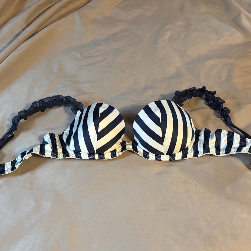 Victoria's Secret Black and White Striped Bra